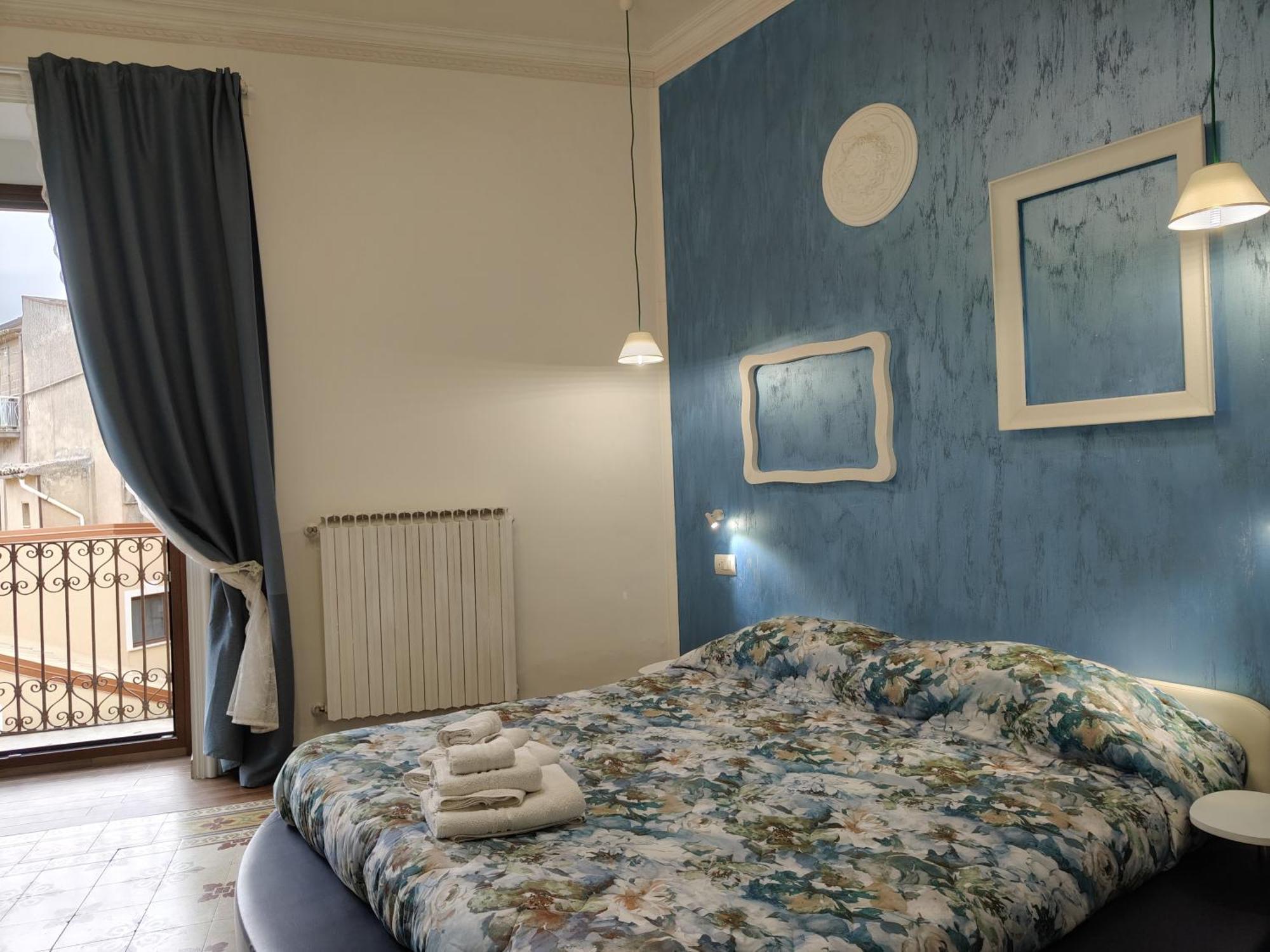 Suite Inn Centro Dimora Storica เอนนา ภายนอก รูปภาพ